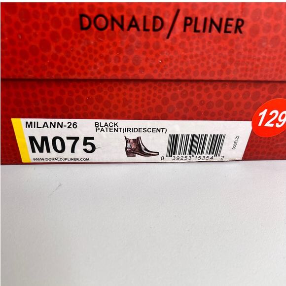 Donald Pliner Milann Black Patent Iridescent Studded Leather Ankle Booties W 7.5 - Picture 11 of 13